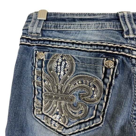Miss Me Easy Bootcut Jeans 26 Fleur-De-Lis Embellished Ripped Patch Grunge - Picture 10 of 14